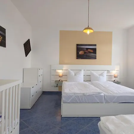 Alte Bäckerei - #lisa# Im Norden Von Dresden, Wlan, Netfix Apartment